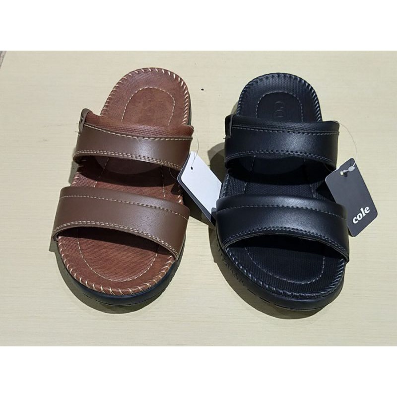 sandal pria cole