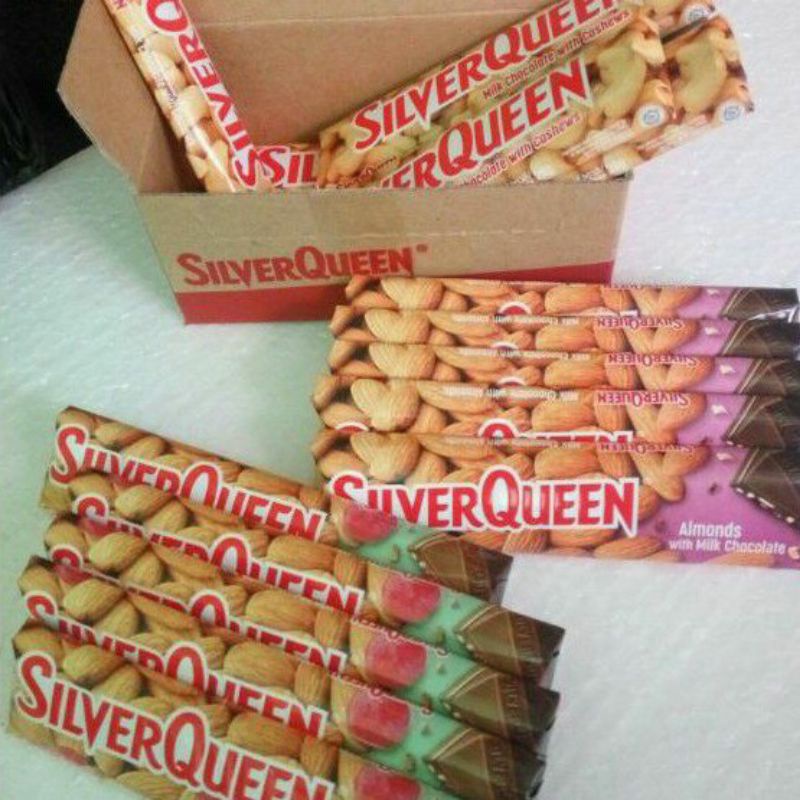 

SILVERQUEEN 28GR ISI 10 PCS ALMOND CASHEW - COKELAT SILVER