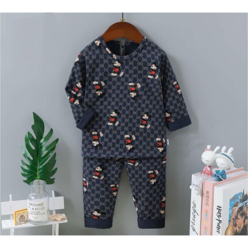 Piyama anak import / setelan panjang anak / baju tidur anak import motif mickey gucci