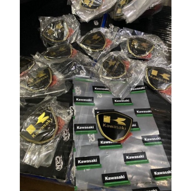 EMBLEM TIMBUL LOGO KAWASAKI KAZE ATHELETE BLITZ EDGE ZX 130 Motor Kawasaki Lainnya Asli Original