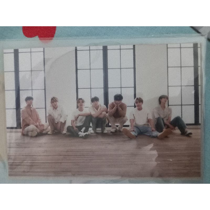 [Booked] BTS photocard merch box #1