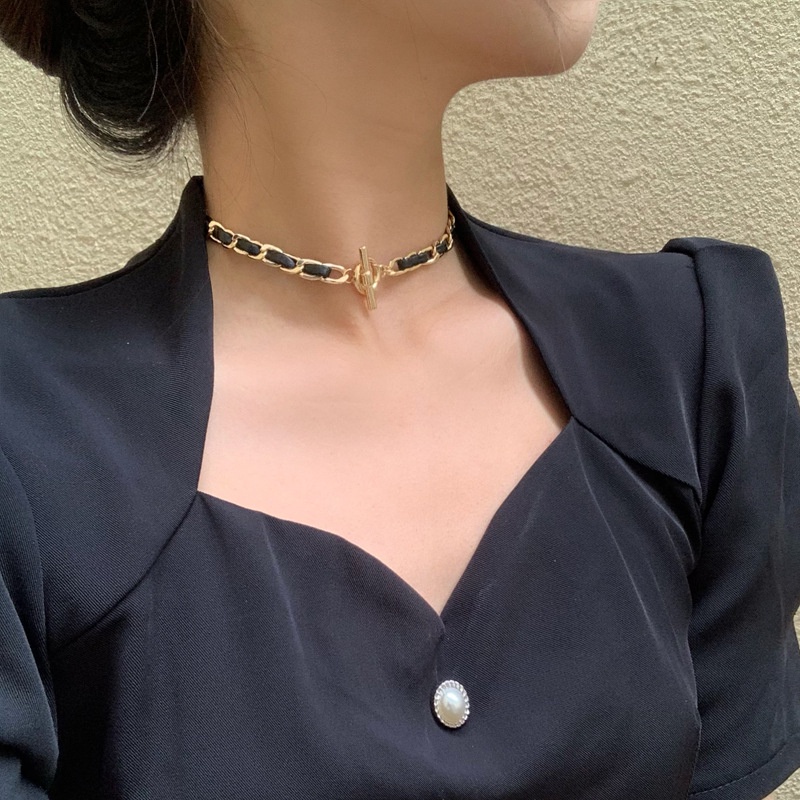 Kalung Rantai Dua Lapis Bahan PU Warna Hitam Gaya Korea