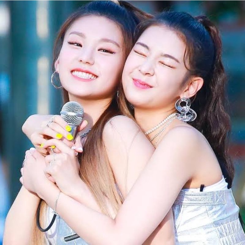 Album Itzy Mecima Yeji & Lia