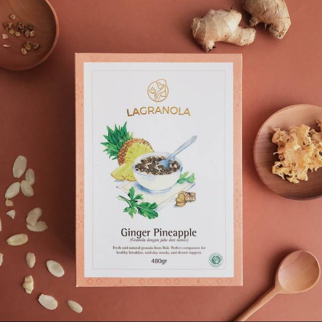 

granola gingger pineapple