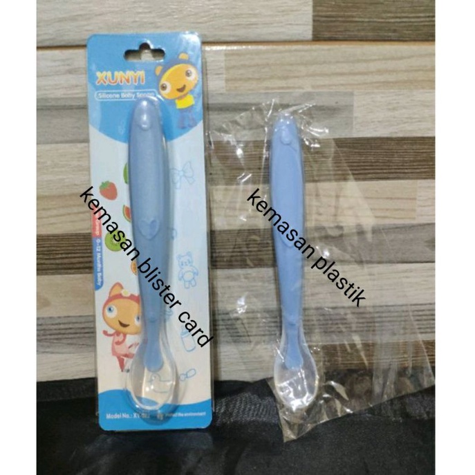 LZ.D39 sendok makan bayi silikon love/ smile. baby spoon