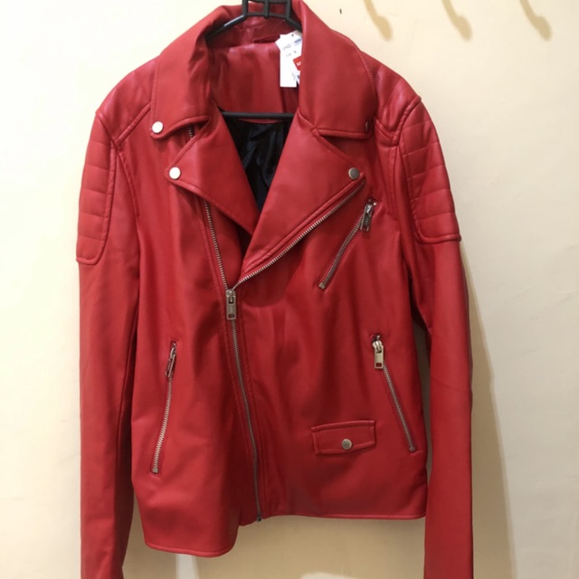 Jaket Kulit H&M Merah