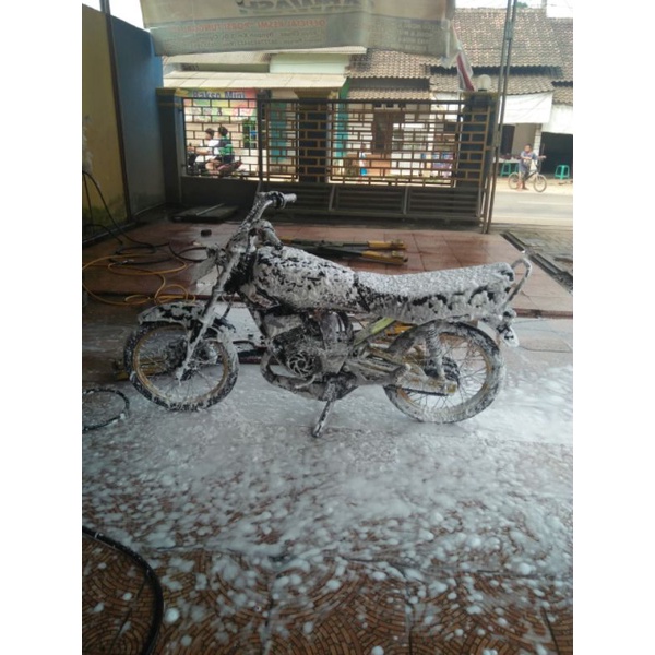 Shampo Mobil & Motor (Snow Wash)