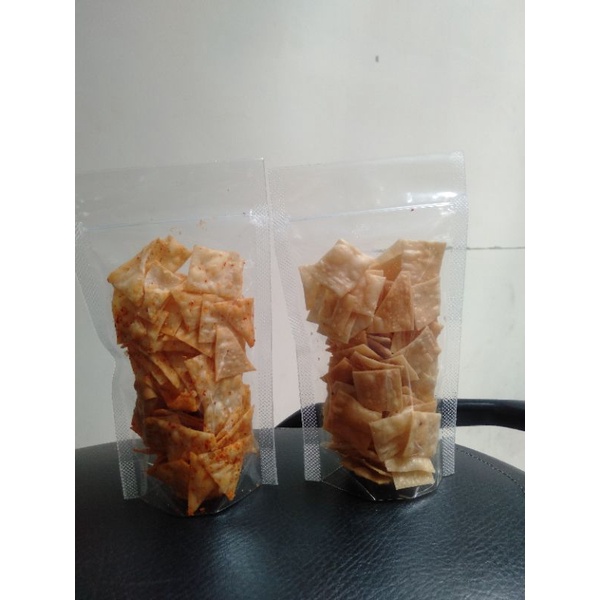 

keripik pangsit kemasan sedang ( pedas & original)