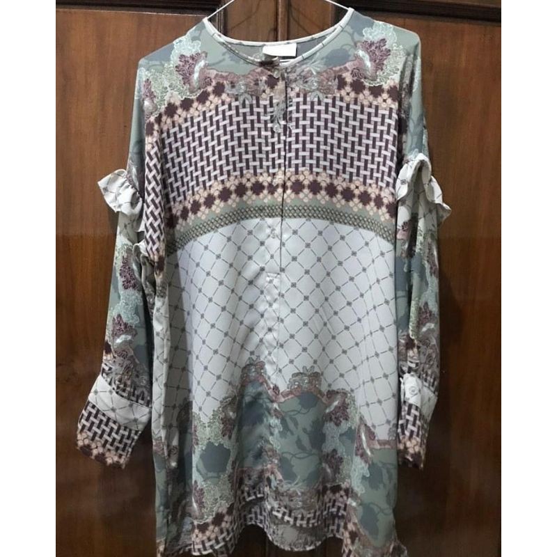 magi top PL by Ria Miranda