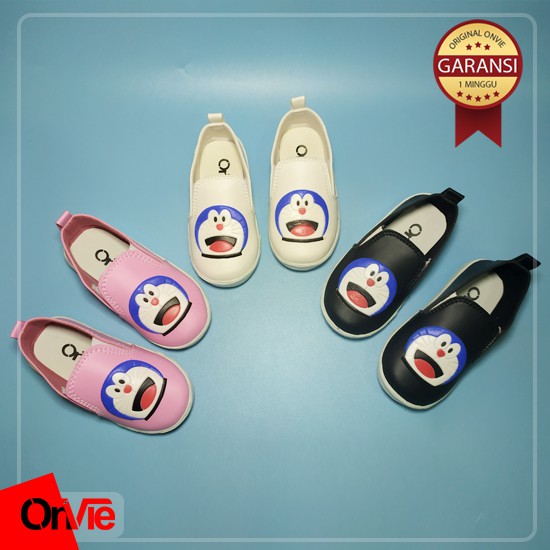 Sepatu Slip On Anak Laki-laki Perempuan Karakter Doraemon Karet 3D | Sepatu Kids Onvie