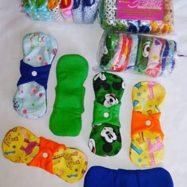 Pembalut kain Night Use Karakter