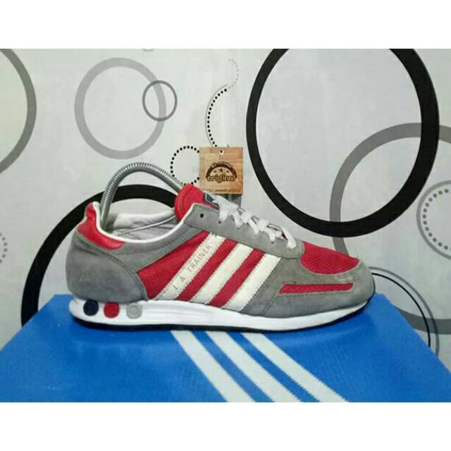ADIDAS LA TRAINER RED