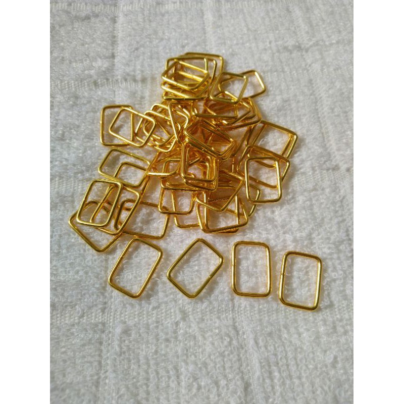 

(12 pcs) RING KOTAK OB TIPIS UKURAN 2 CM WARNA GOLD AKSESORIS TAS MURAH