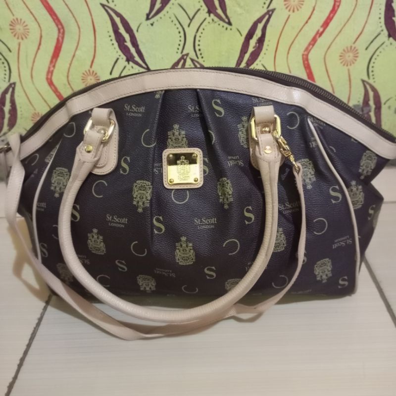 Tas St. Scott London