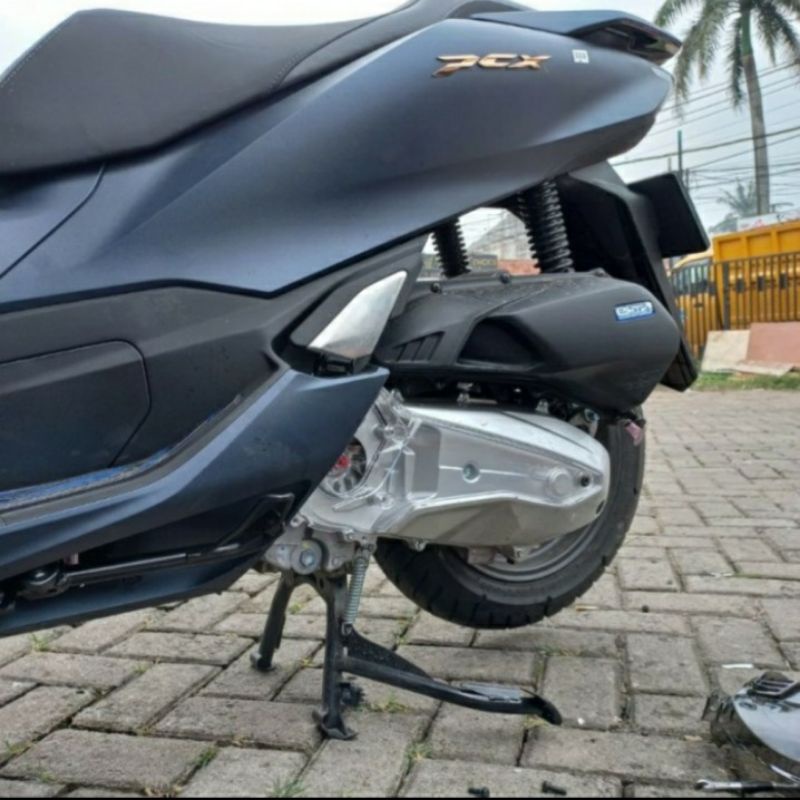 Cover Tutup CVT Tengah ADV 160 PCX 160 Transparan