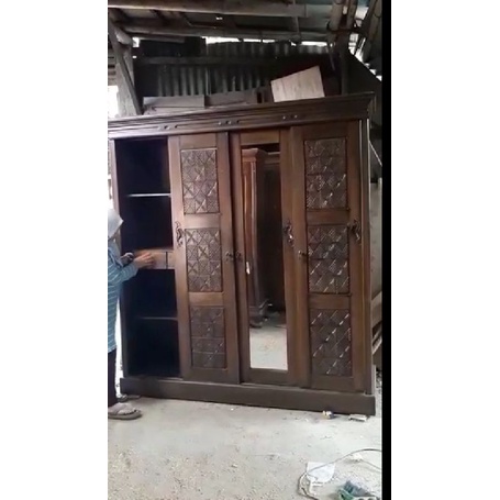 lemari baju 4 pintu sliding kayu jati ukir kawung