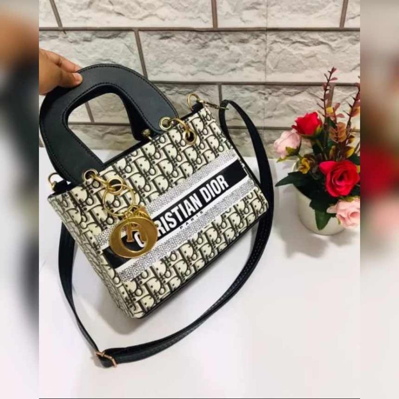 Tas selempang wanita Cdr/ tas jinjing wanita Dr Lady syall mewah