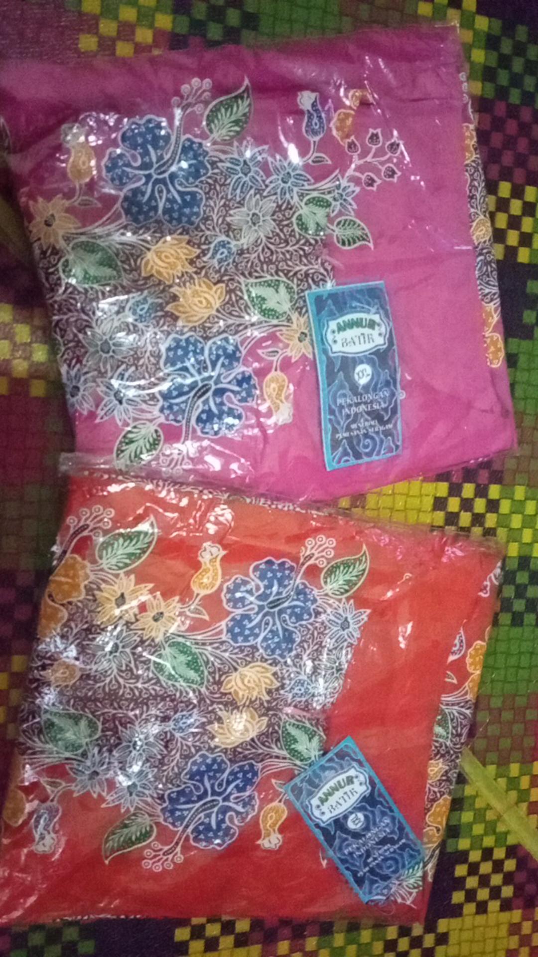 Grosir Terlaris Serut Genes Jelita Tunic Navbor Yelbor Whitbor Creambor Tunik Batik Modern Hrb030