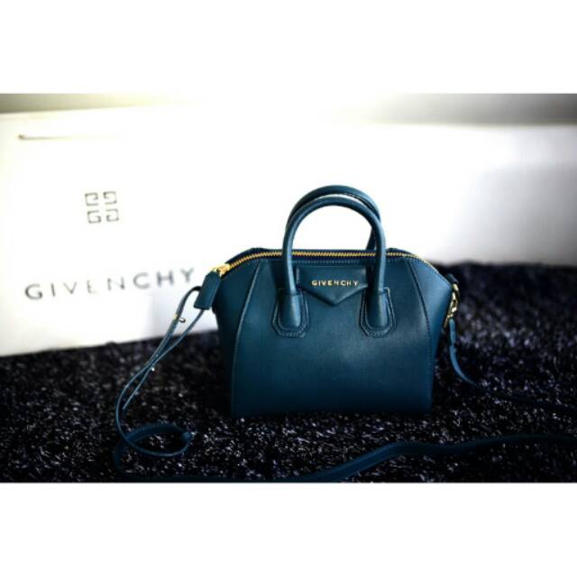 Givenchy Mini Antigona