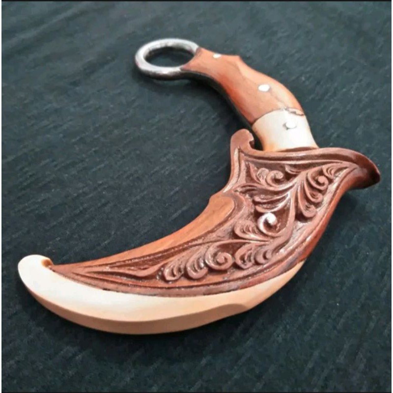 UNIK PISAU KARAMBIT UKIR KAYU