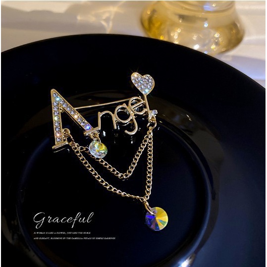 Bros Pin Bentuk Huruf Aksen Berlian Imitasi Untuk Wanita