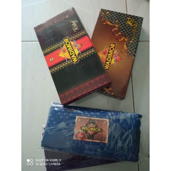 Sarung wadimor relief motif Bali