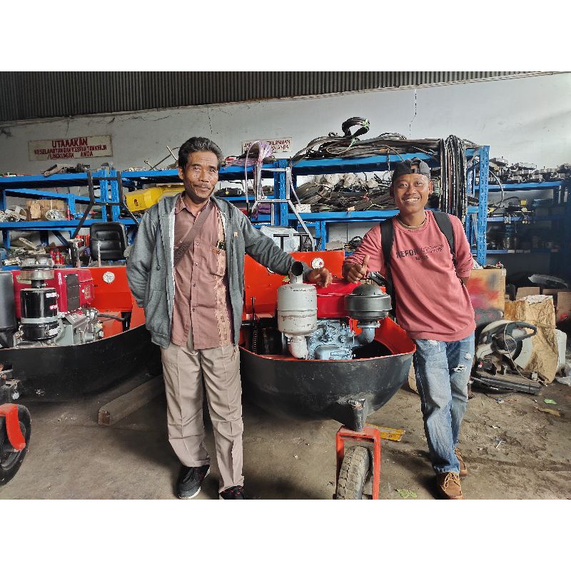 Boat Traktor 25 HP - Perahu Traktor Sawah - Traktor Perahu Sawah - Traktor Amfibi