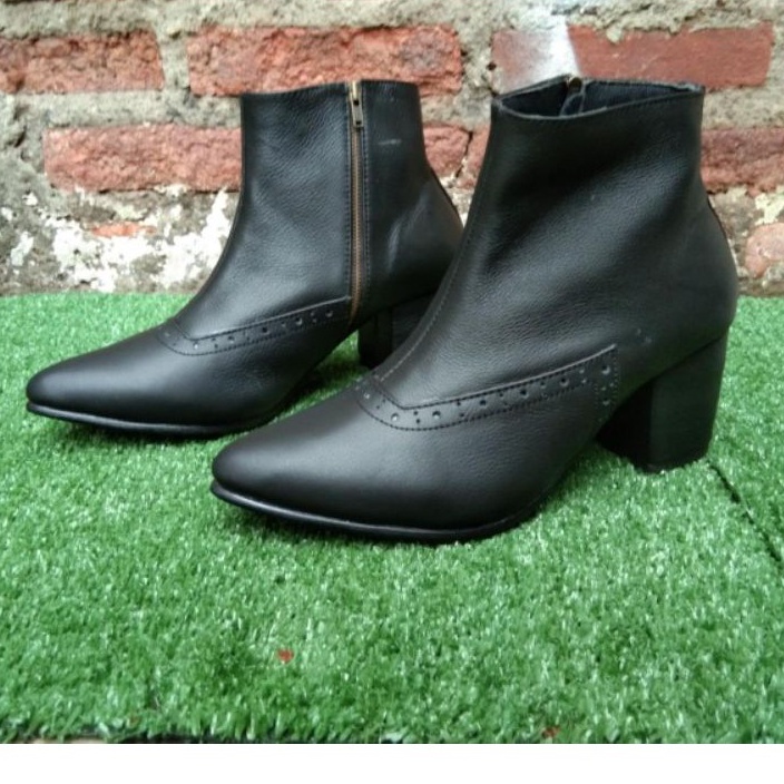 Sepatu Heels / Sepatu wanita Hak kulit asli