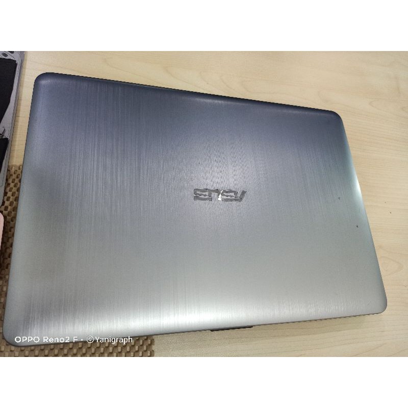 Asus X441U hdd+ssd ya spec gahar