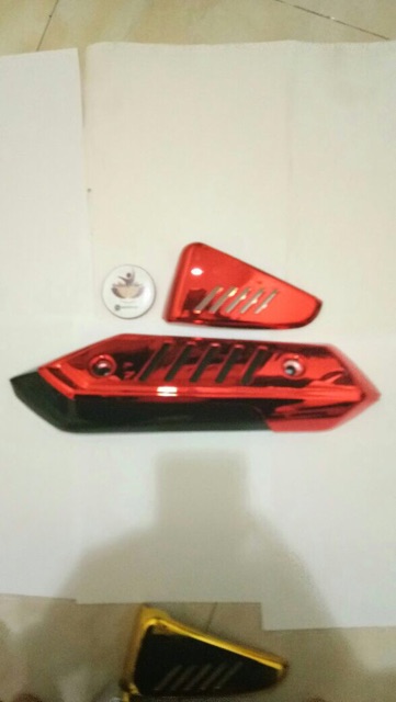 Tameng knalpot cover tutup knalpot beat f1 scoopy