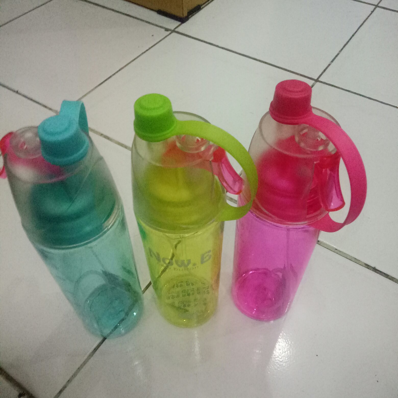 Botol Minum Spray - Bottle Water Drink Sport Sprayer 2in1 Bisa Semprot Kapasitas 600 Ml