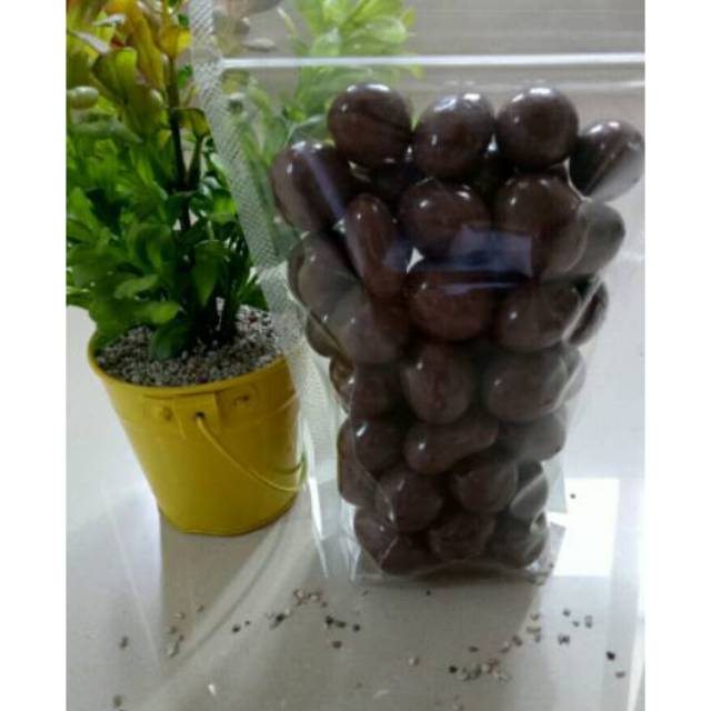 

Coklat Kiloan Delfi Almond / Mede 500gr