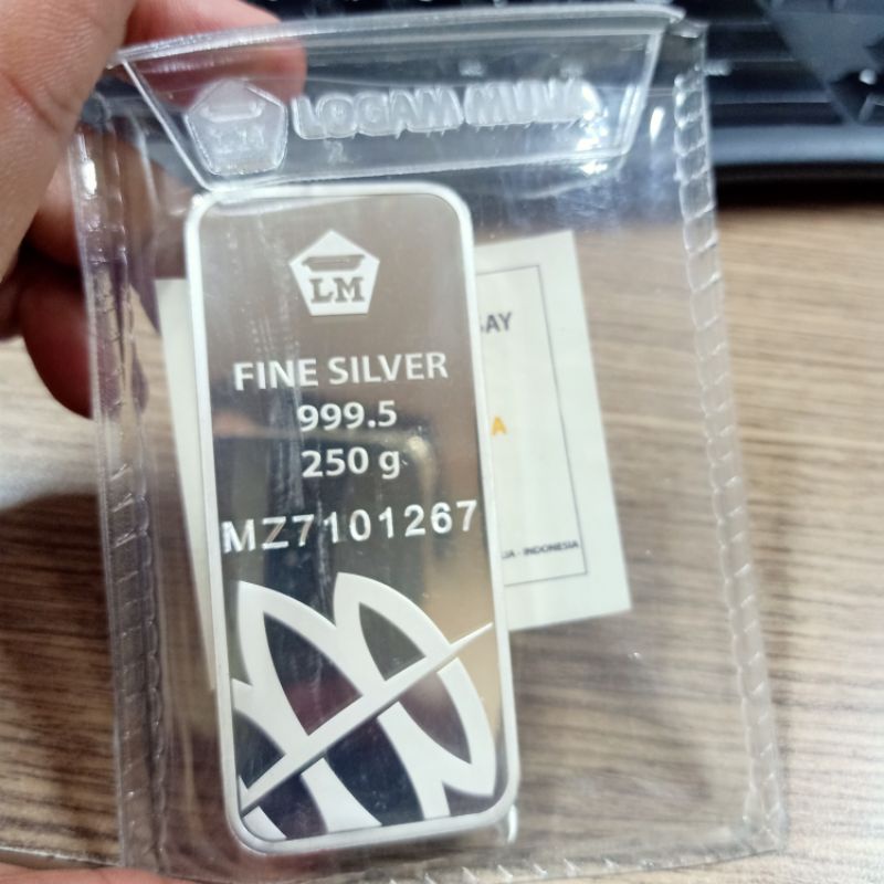 Perak Antam 250gr sertifikat th produksi 2021. nomer seri random