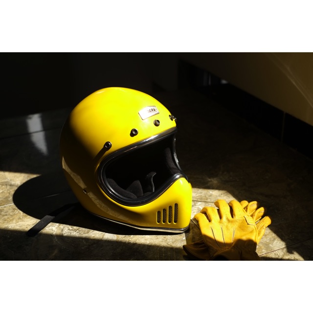 Helm Elders Garage Company model Cakil LIKE NEW
