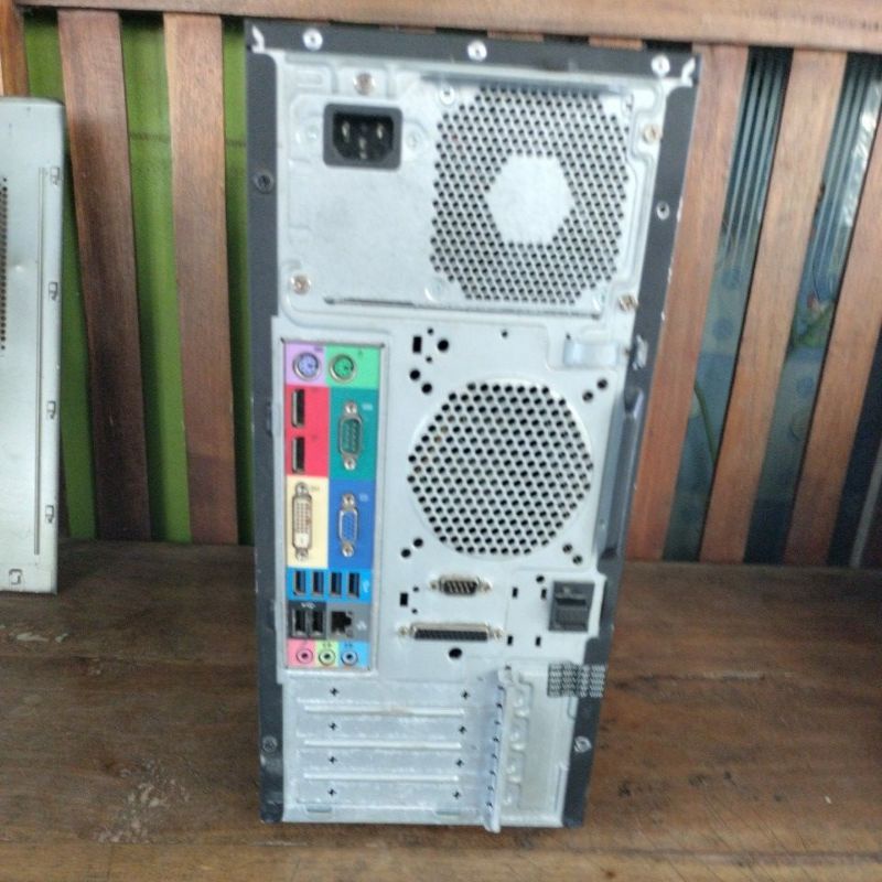 komputer Siap Pakai  core i3 6100 3,7ghz ram 4gb ddr4| hardisk 500gb siap internetan