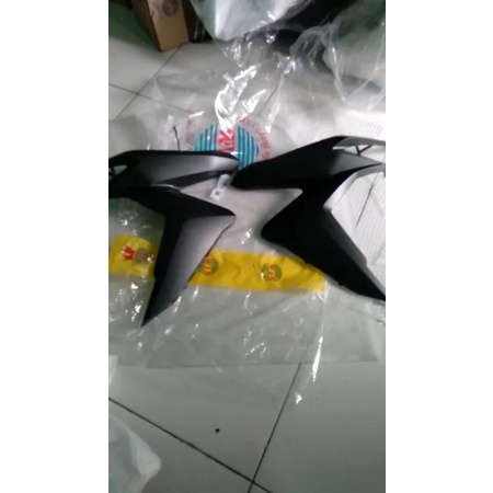 legshield luar vario new 125 150 2018 2020 sayap luar vario new 125 150 sayap depan vario set kanan 