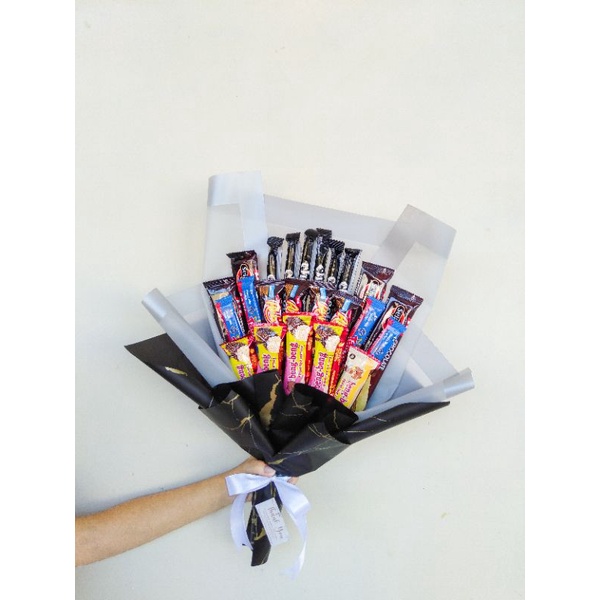 

Buket bunga dan snack murah Pulomas, Jaktim | Jakpus | Bisa req warna dan isi snack sesuai harga|Costum