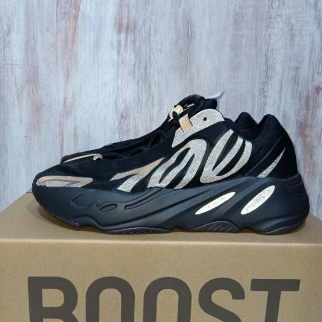 ADIDAS YEEZY 700 MNVN