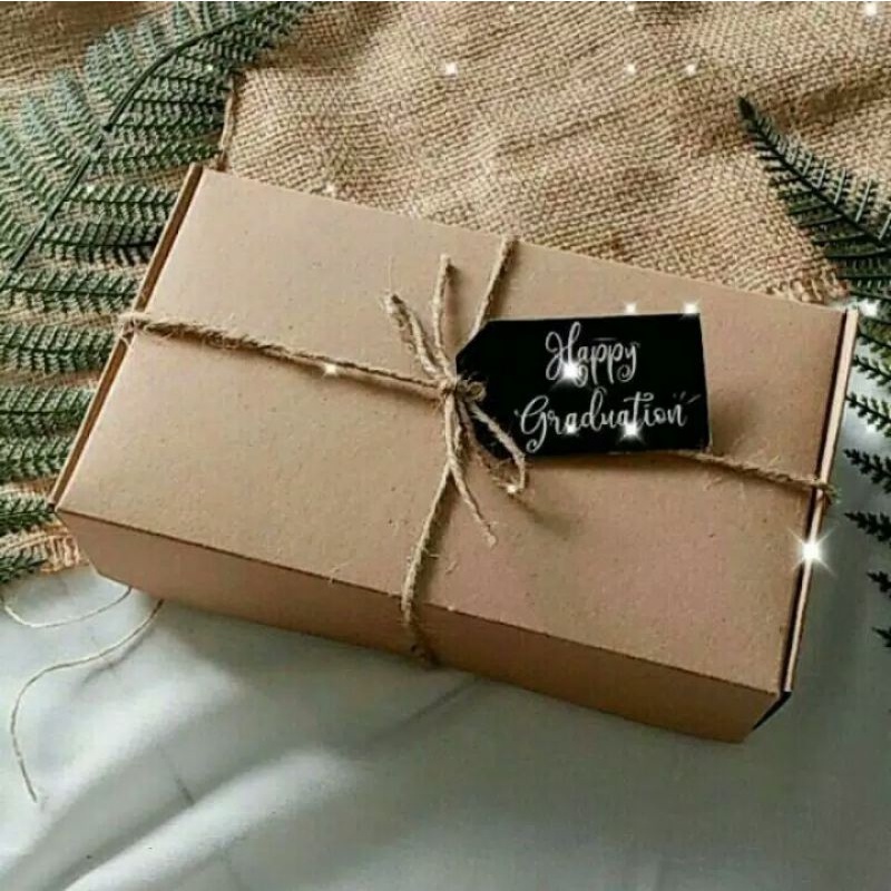 

BOX HAMPERS KEKINIAN