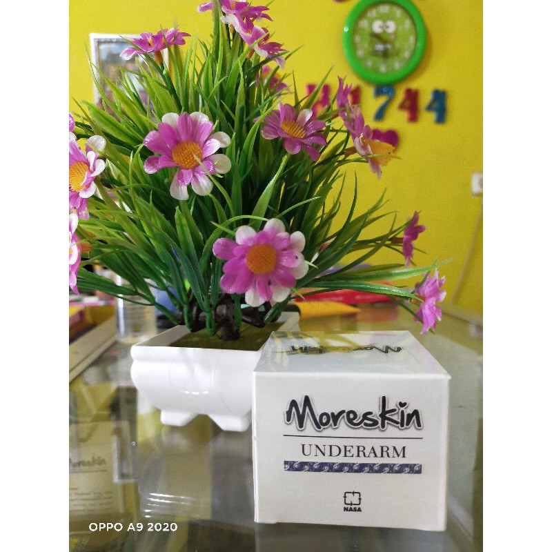moreskin underarm