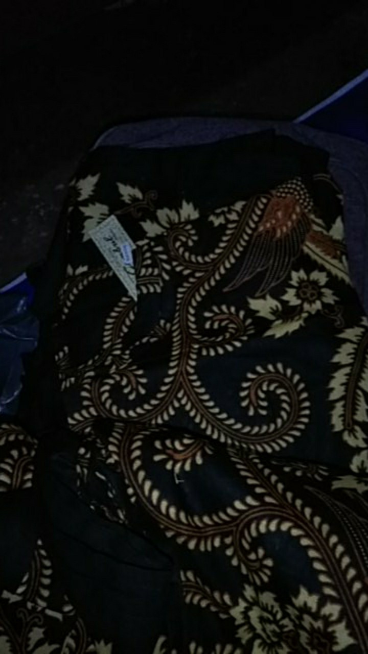 Maura Couple - Sania Ruffle Batik Couple Ori Ndoro Jowi Dnt Garansi Termurah Shopee - Solo