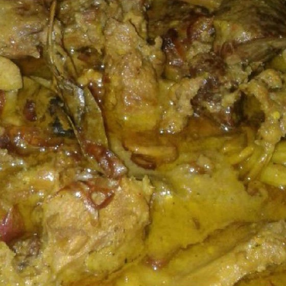 

Entok ungkep bumbu kuning