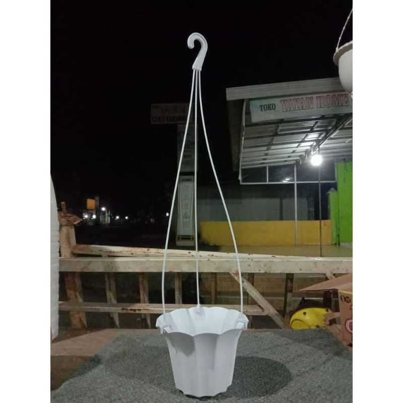 pot gantung plastik