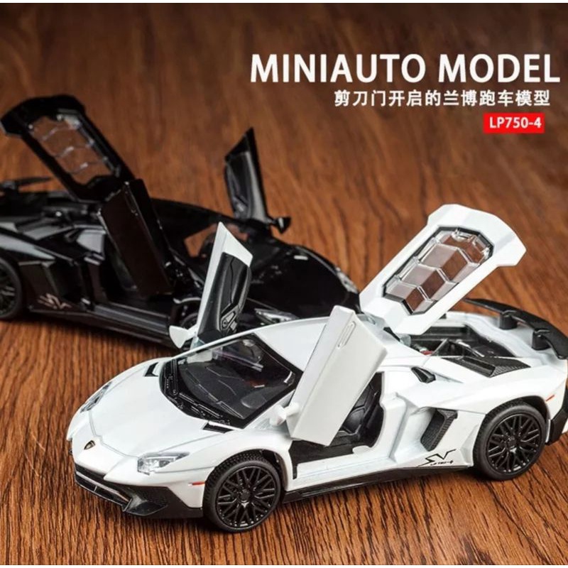 Diecast Mobil Lamborghini Aventador SV LP750-4 Miniatur Die-cast Lampu Suara SV LP780-4  Mobil Mobilan Sport Lamborghini LP770-4 Centenario Lamborghini Sian Skala 1:32