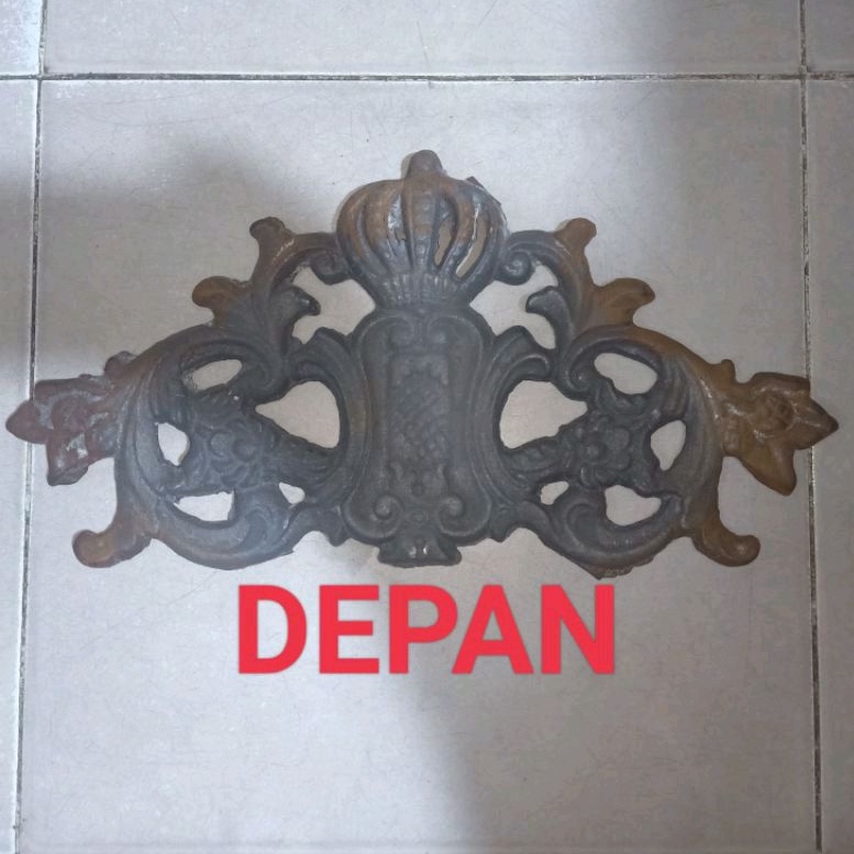Ornamen Pagar Besi Cor Mahkota TG 221 (1 sisi)