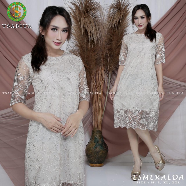 Dress brukat esmeralda