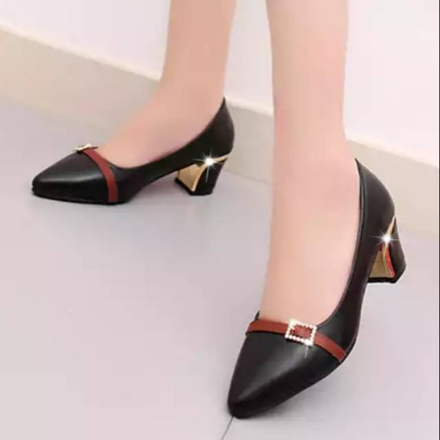 Hak tahu pantopel HM 17