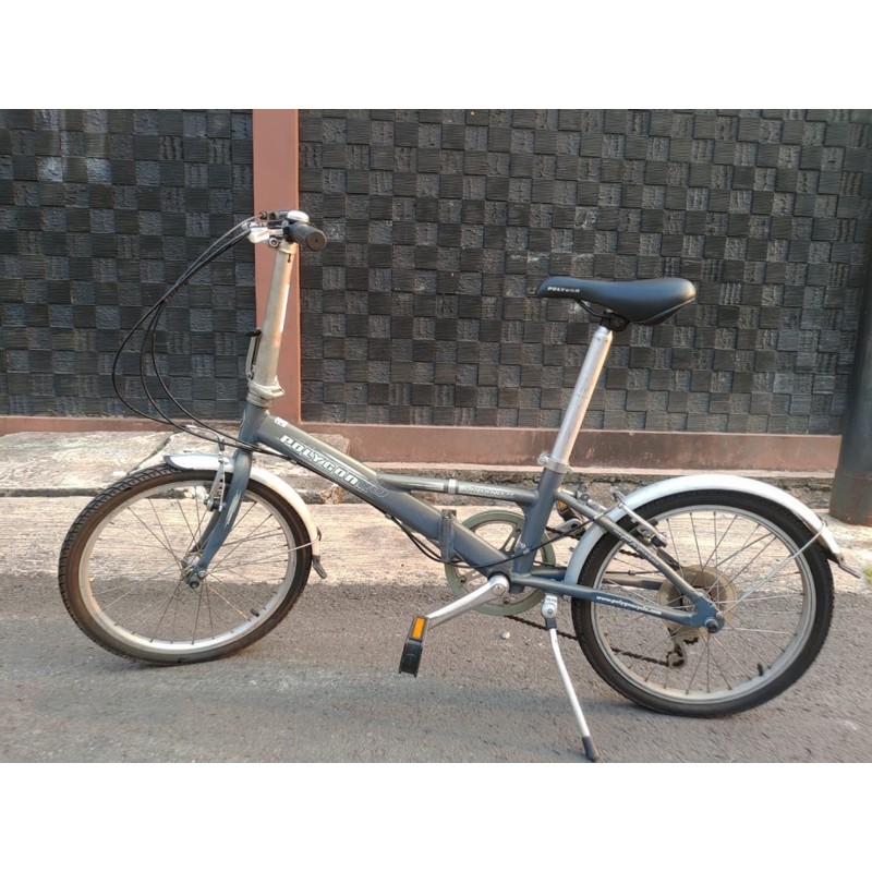 SOLD  Sepeda lipat - POLYGON URBANO 3.0 DLT COSMO