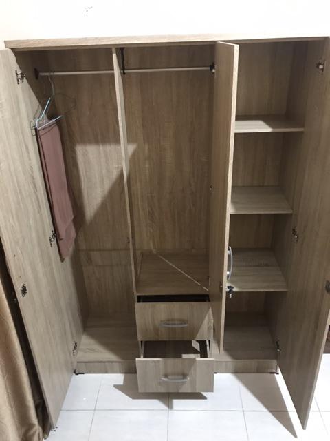 Lemari Pakaian 3 Pintu Cermin Lp 328