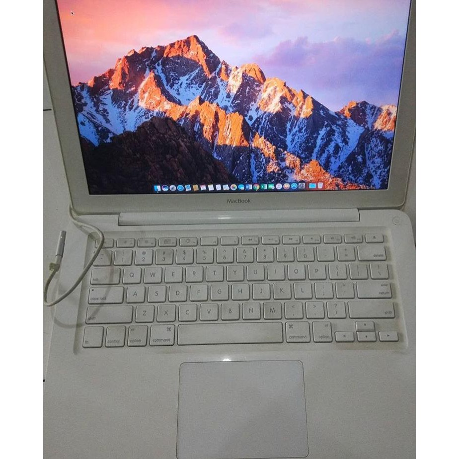 macbook mid unibody 2010